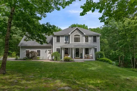 20 Acorn Ridge Road Freeport ME 04032