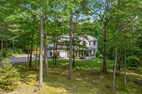 20 Acorn Ridge Road Freeport ME 04032