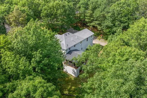 20 Acorn Ridge Road Freeport ME 04032