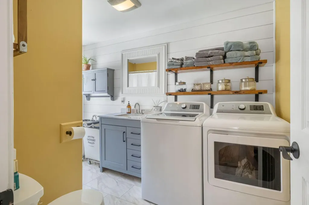 146 Knox Lane Berwick ME 03901