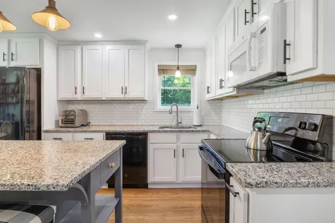 146 Knox Lane Berwick ME 03901