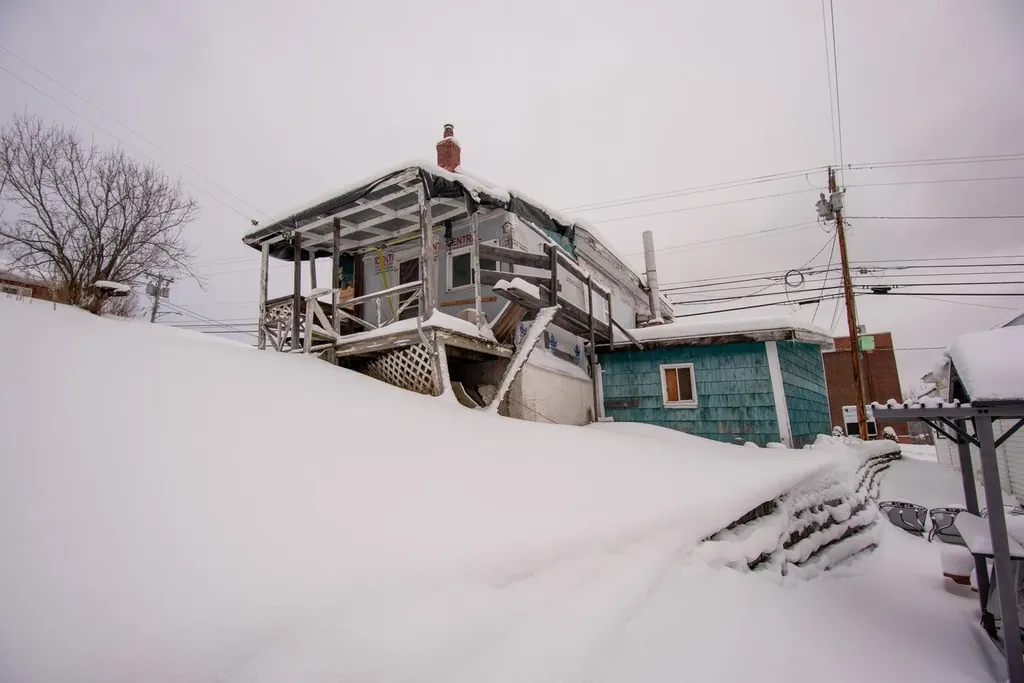 461 & 463 Main Street Madawaska ME 04756