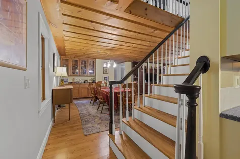 33 Neighba Lane Boothbay ME 04537