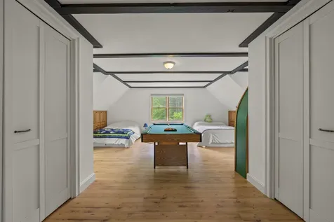 33 Neighba Lane Boothbay ME 04537