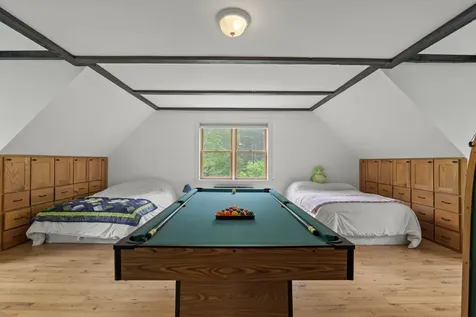 33 Neighba Lane Boothbay ME 04537