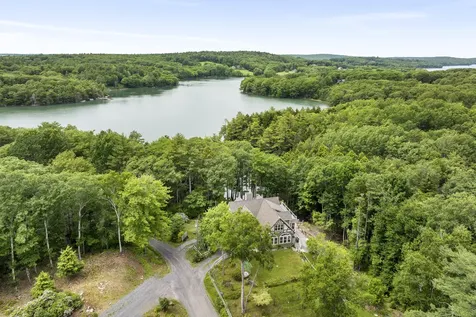 33 Neighba Lane Boothbay ME 04537