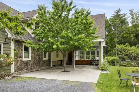 33 Neighba Lane Boothbay ME 04537