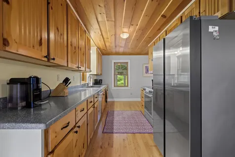 33 Neighba Lane Boothbay ME 04537