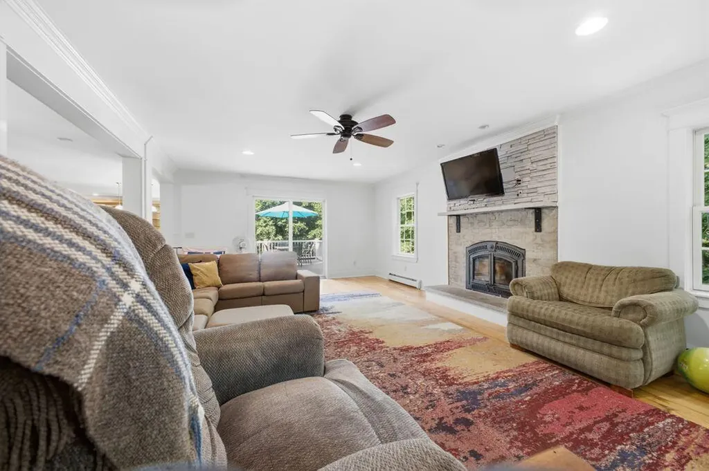 40 Jennifer Drive Auburn ME 04210