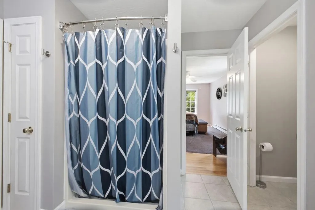 40 Jennifer Drive Auburn ME 04210