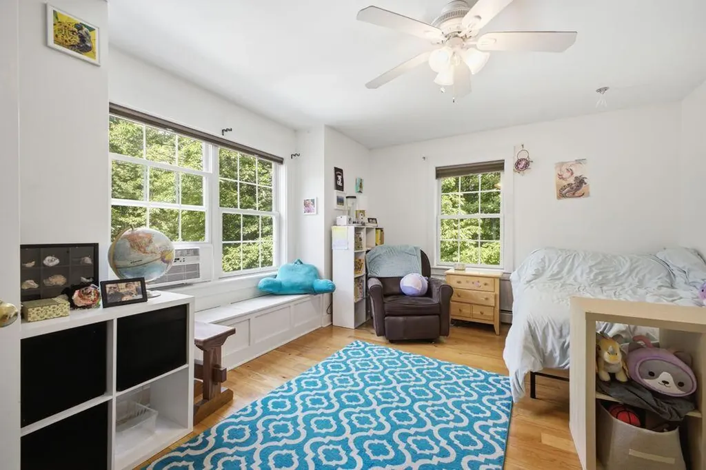 40 Jennifer Drive Auburn ME 04210