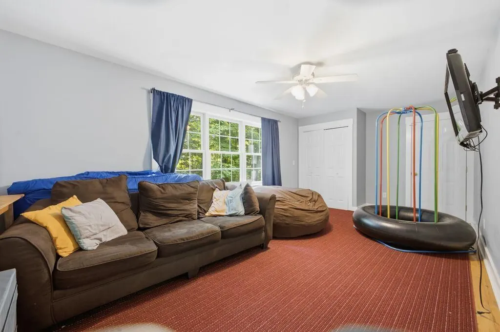 40 Jennifer Drive Auburn ME 04210