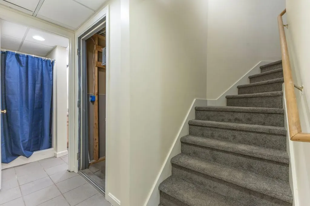 40 Jennifer Drive Auburn ME 04210