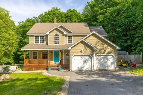 40 Jennifer Drive Auburn ME 04210