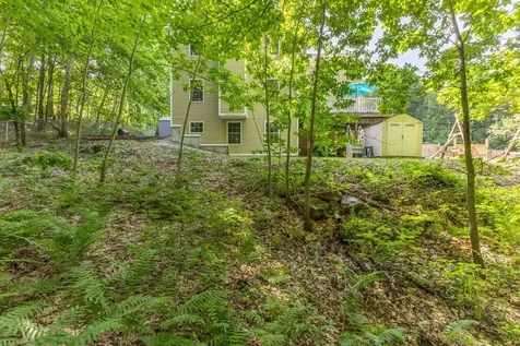40 Jennifer Drive Auburn ME 04210
