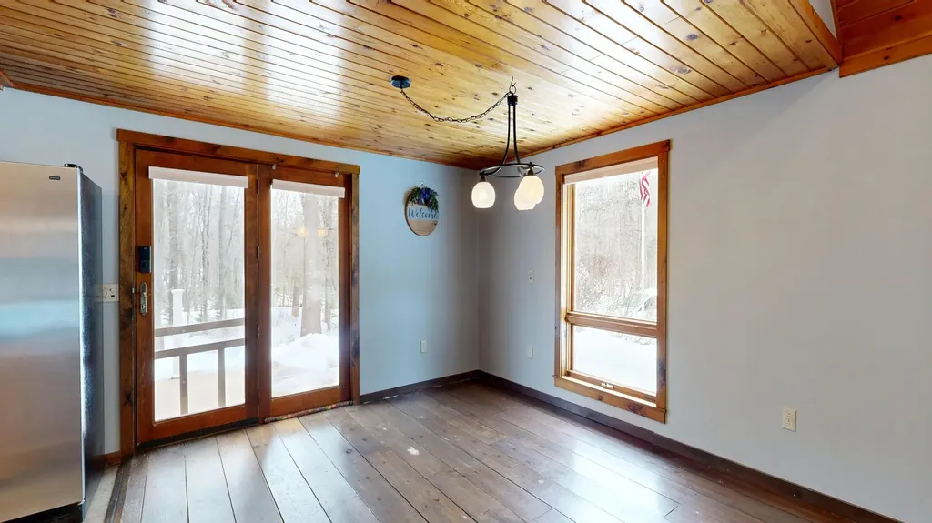 16 Shady Lane Jefferson ME 04348