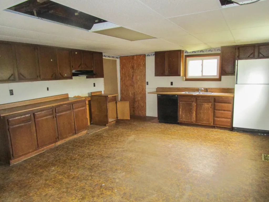 121 Stage Road Etna ME 04434