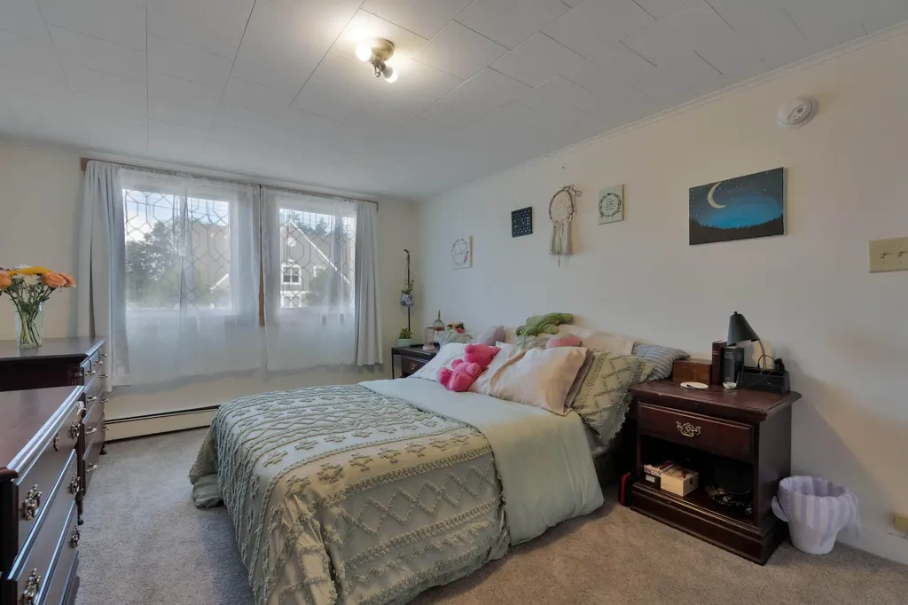 1322 Main Street Sanford ME 04073