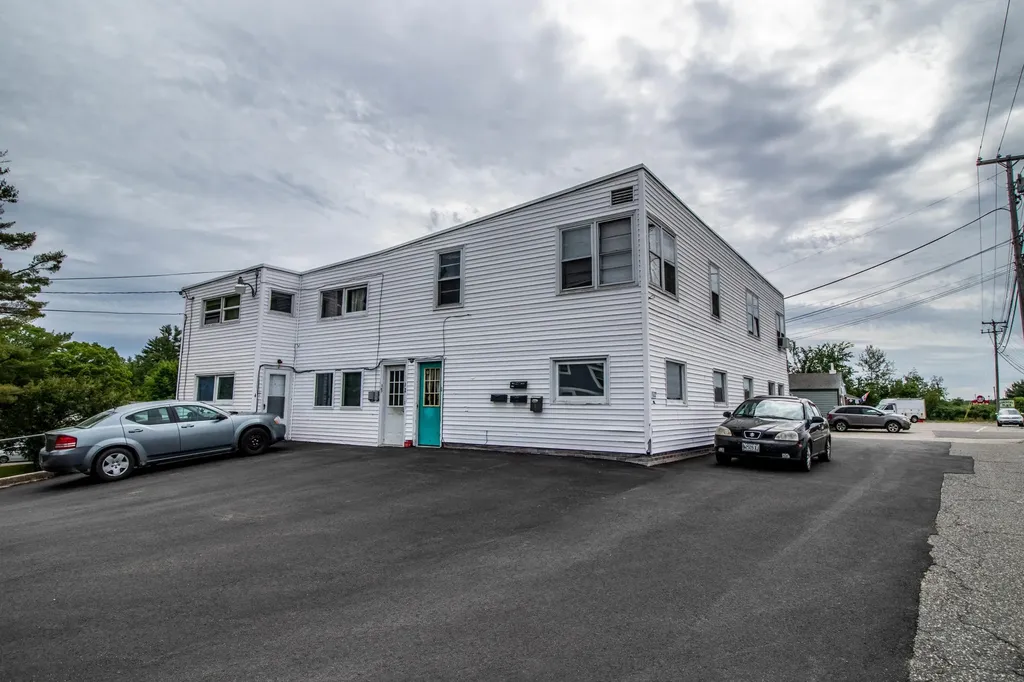 1322 Main Street Sanford ME 04073
