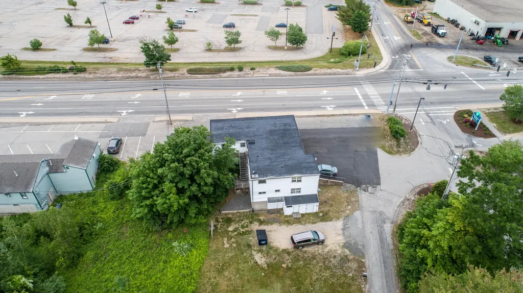 1322 Main Street Sanford ME 04073
