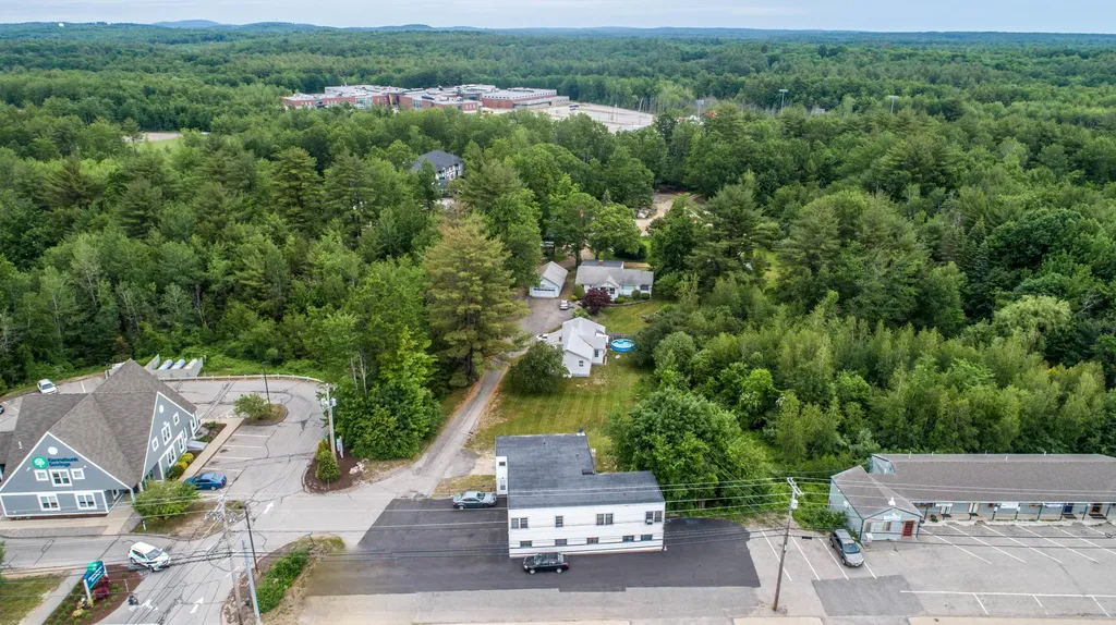 1322 Main Street Sanford ME 04073