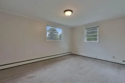 1322 Main Street Sanford ME 04073