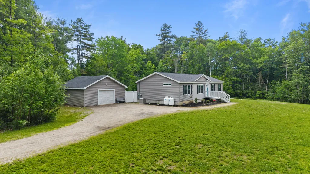 1074 Weeks Mills Road Augusta ME 04330