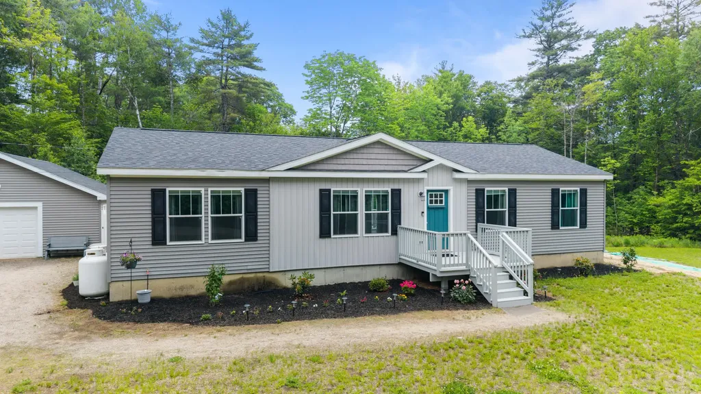 1074 Weeks Mills Road Augusta ME 04330
