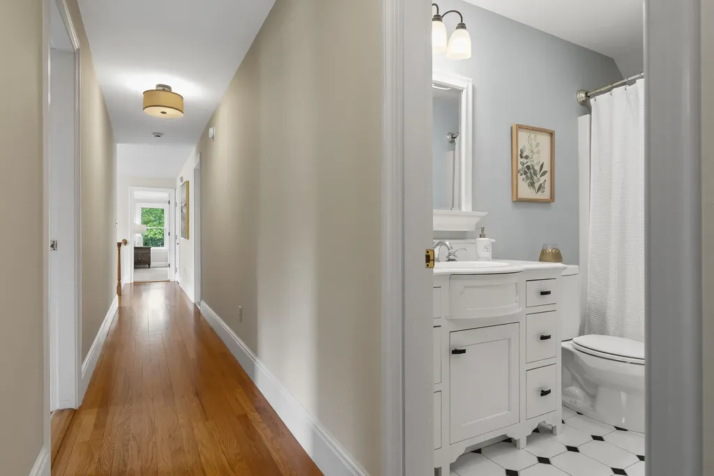 143 Royall Point Road Yarmouth ME 04096