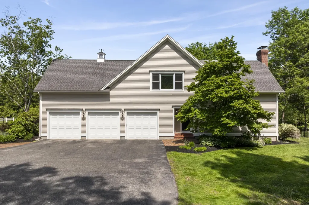 143 Royall Point Road Yarmouth ME 04096