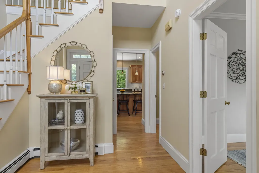 143 Royall Point Road Yarmouth ME 04096