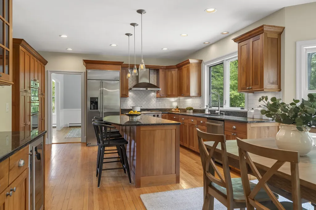 143 Royall Point Road Yarmouth ME 04096