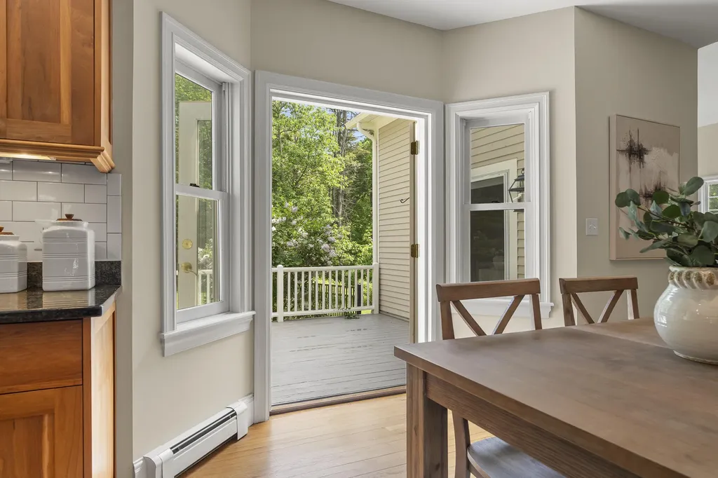 143 Royall Point Road Yarmouth ME 04096