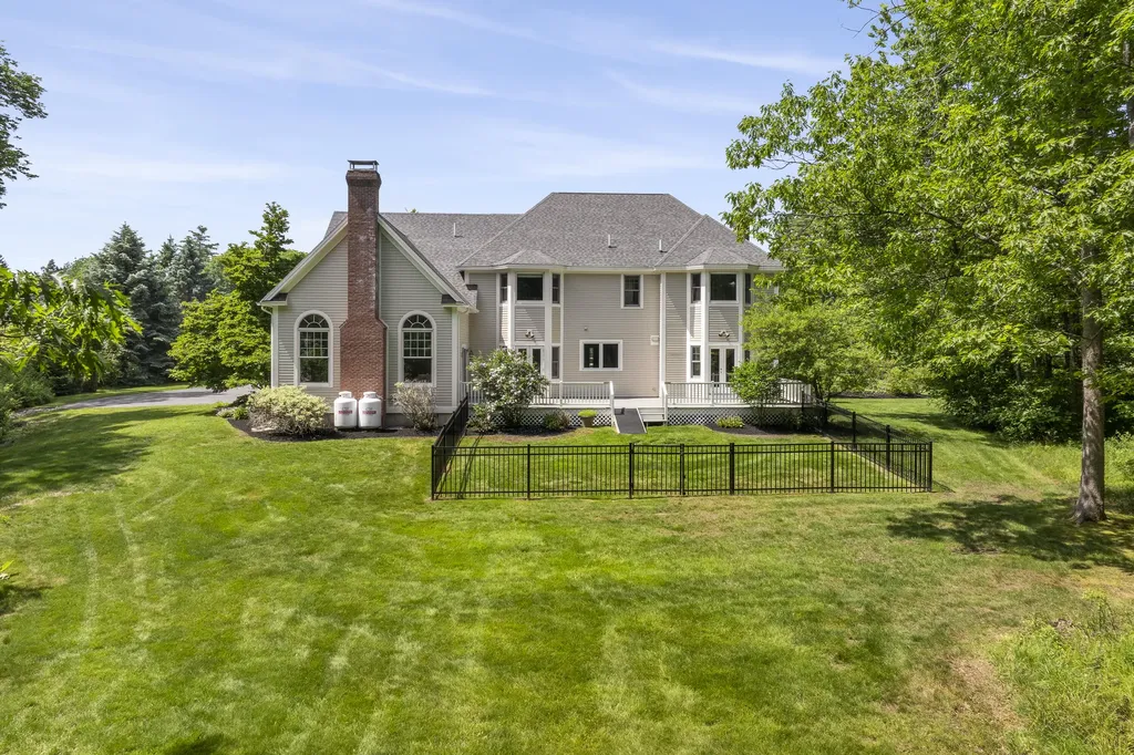 143 Royall Point Road Yarmouth ME 04096