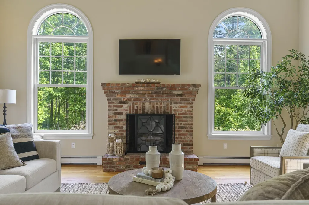 143 Royall Point Road Yarmouth ME 04096