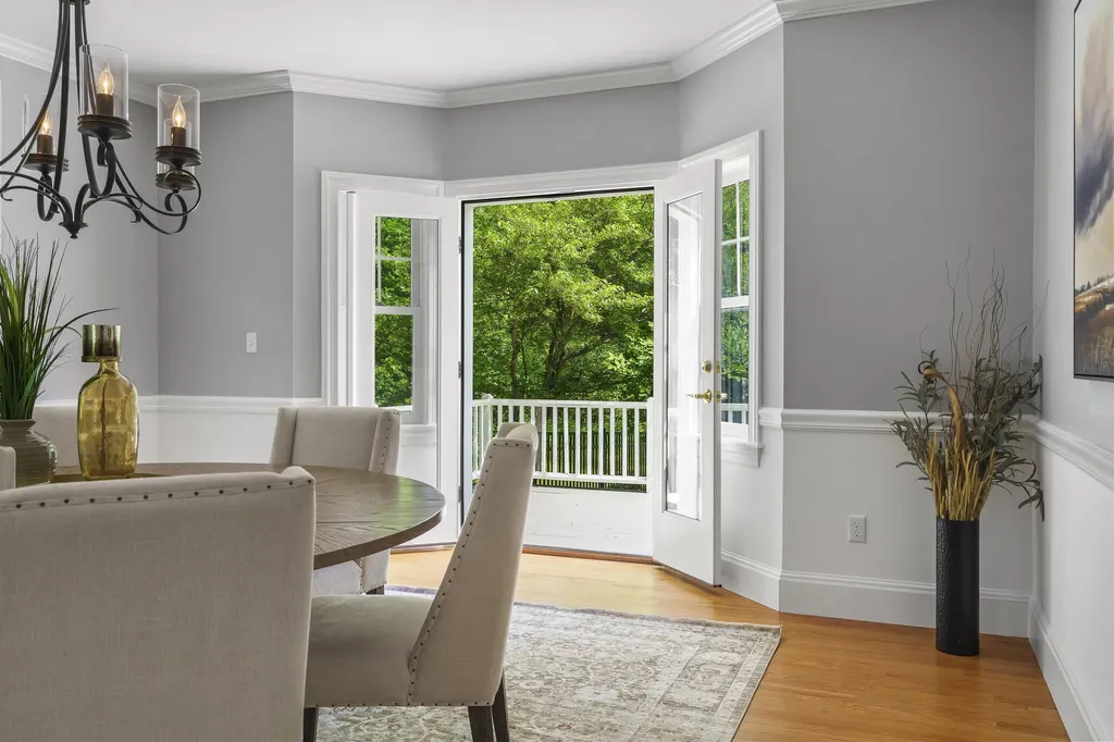 143 Royall Point Road Yarmouth ME 04096