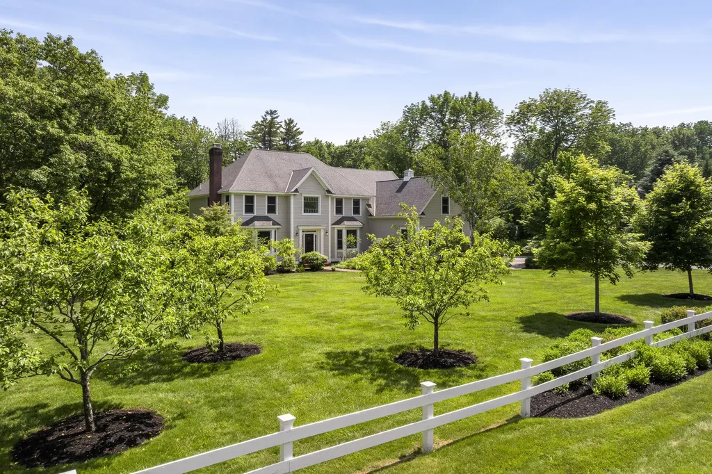 143 Royall Point Road Yarmouth ME 04096