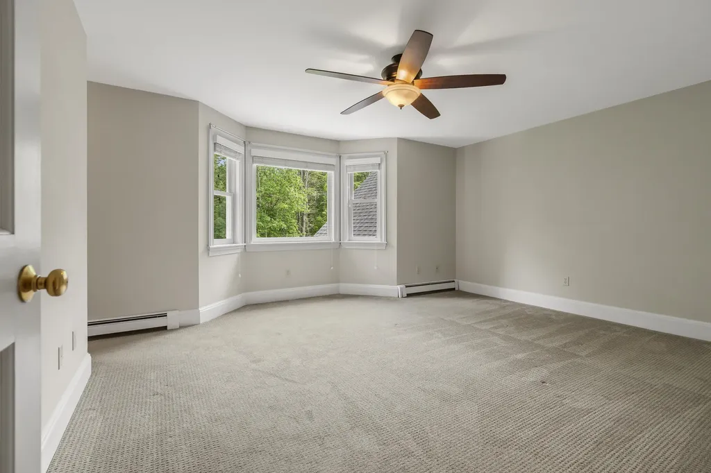 143 Royall Point Road Yarmouth ME 04096
