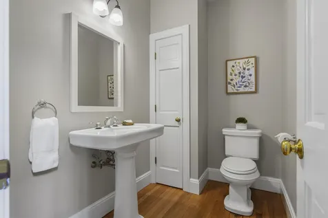 143 Royall Point Road Yarmouth ME 04096