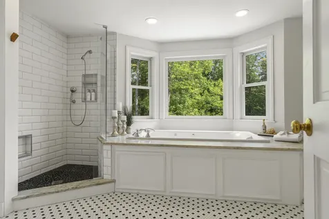 143 Royall Point Road Yarmouth ME 04096