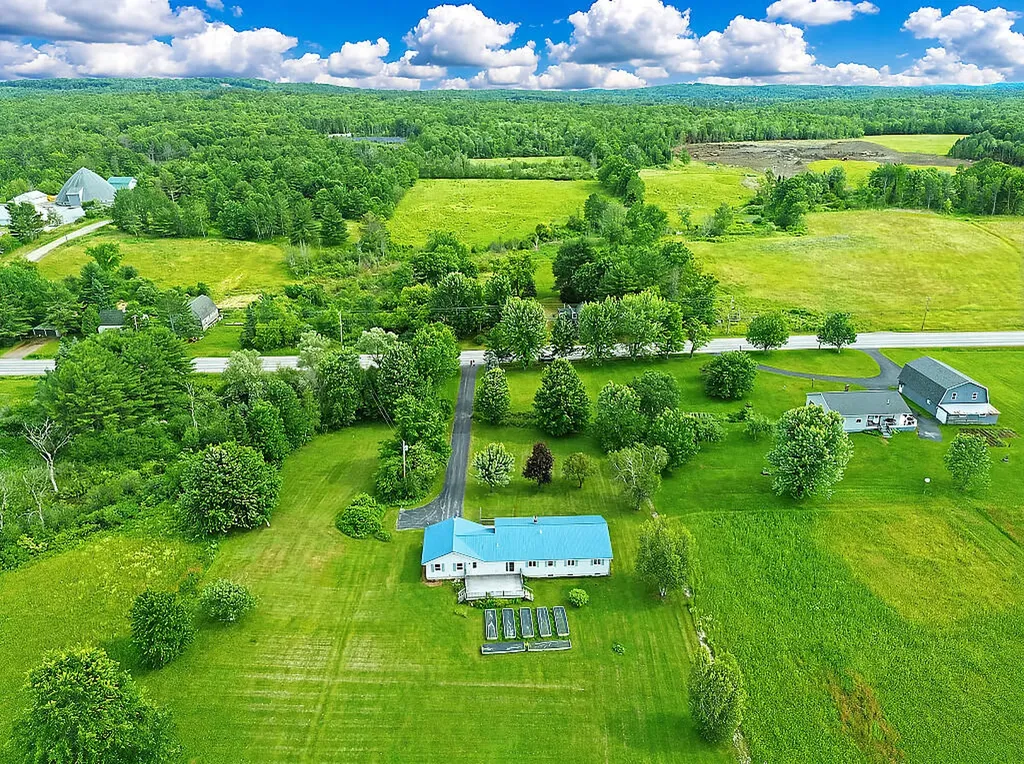 445 Lewiston Road West Gardiner ME 04345