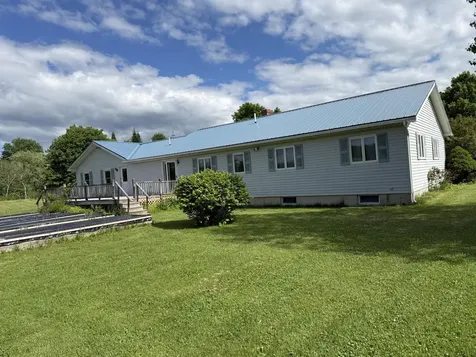 445 Lewiston Road West Gardiner ME 04345