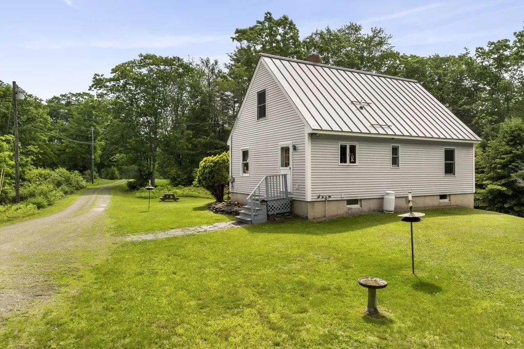 128 Ridge Road Newcastle ME 04553