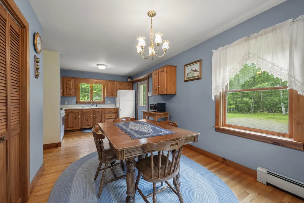 128 Ridge Road Newcastle ME 04553