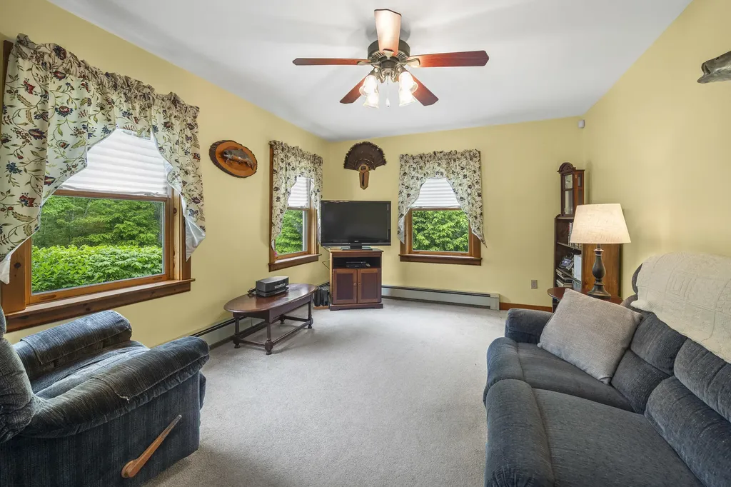 128 Ridge Road Newcastle ME 04553