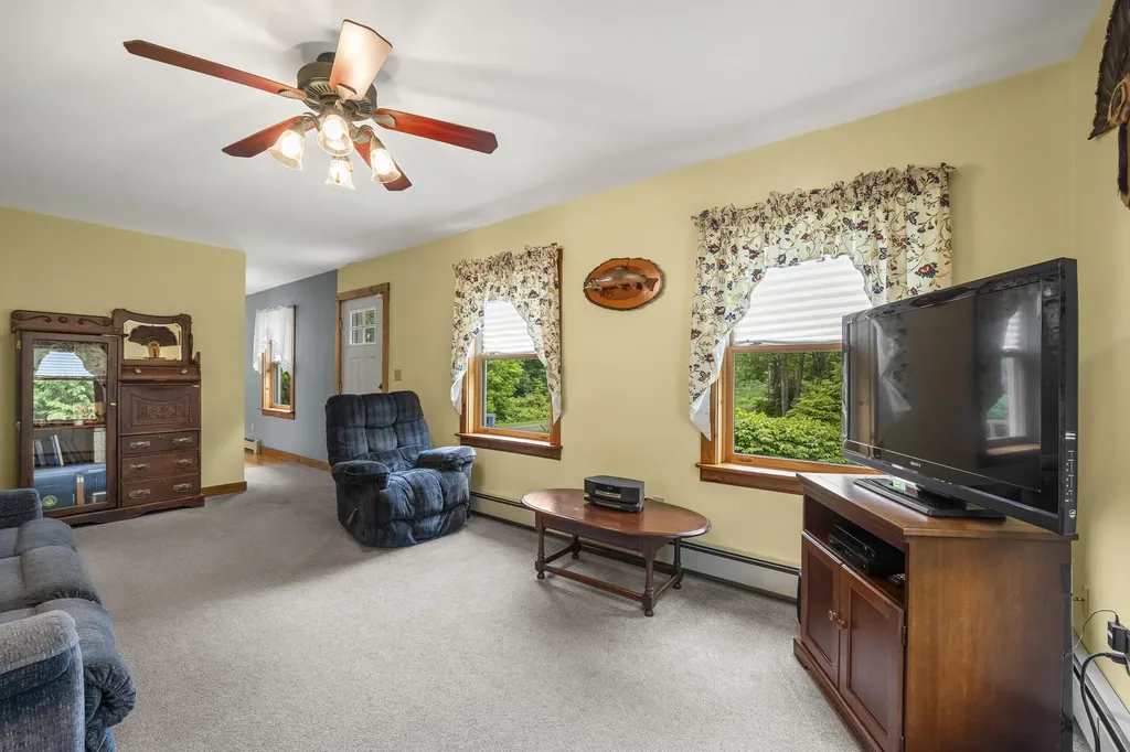 128 Ridge Road Newcastle ME 04553