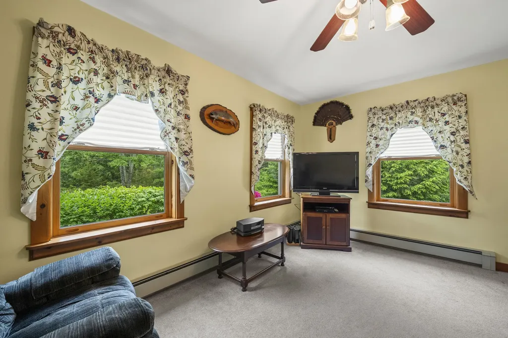 128 Ridge Road Newcastle ME 04553