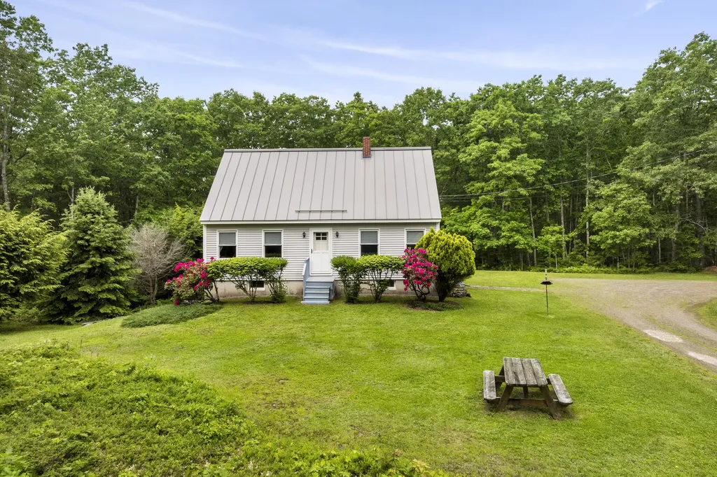 128 Ridge Road Newcastle ME 04553
