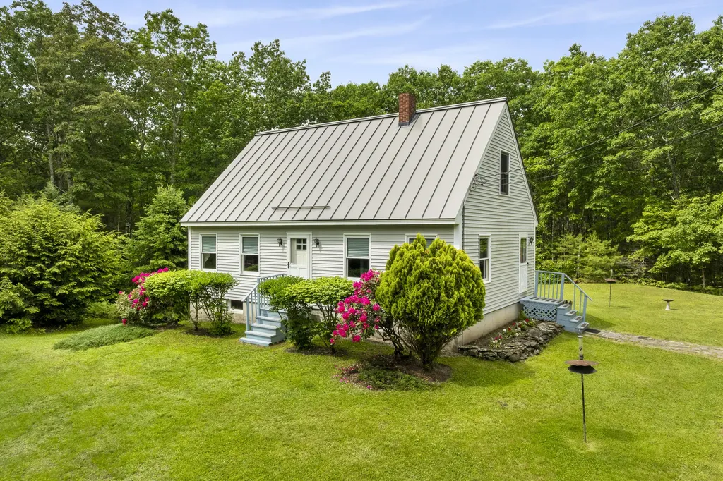 128 Ridge Road Newcastle ME 04553