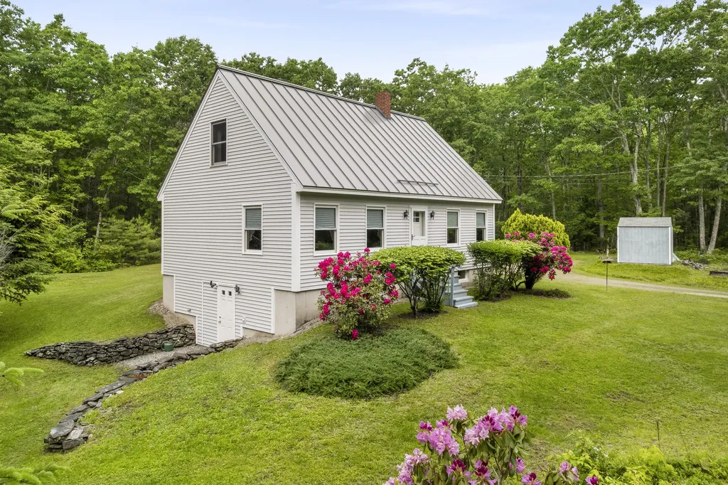 128 Ridge Road Newcastle ME 04553
